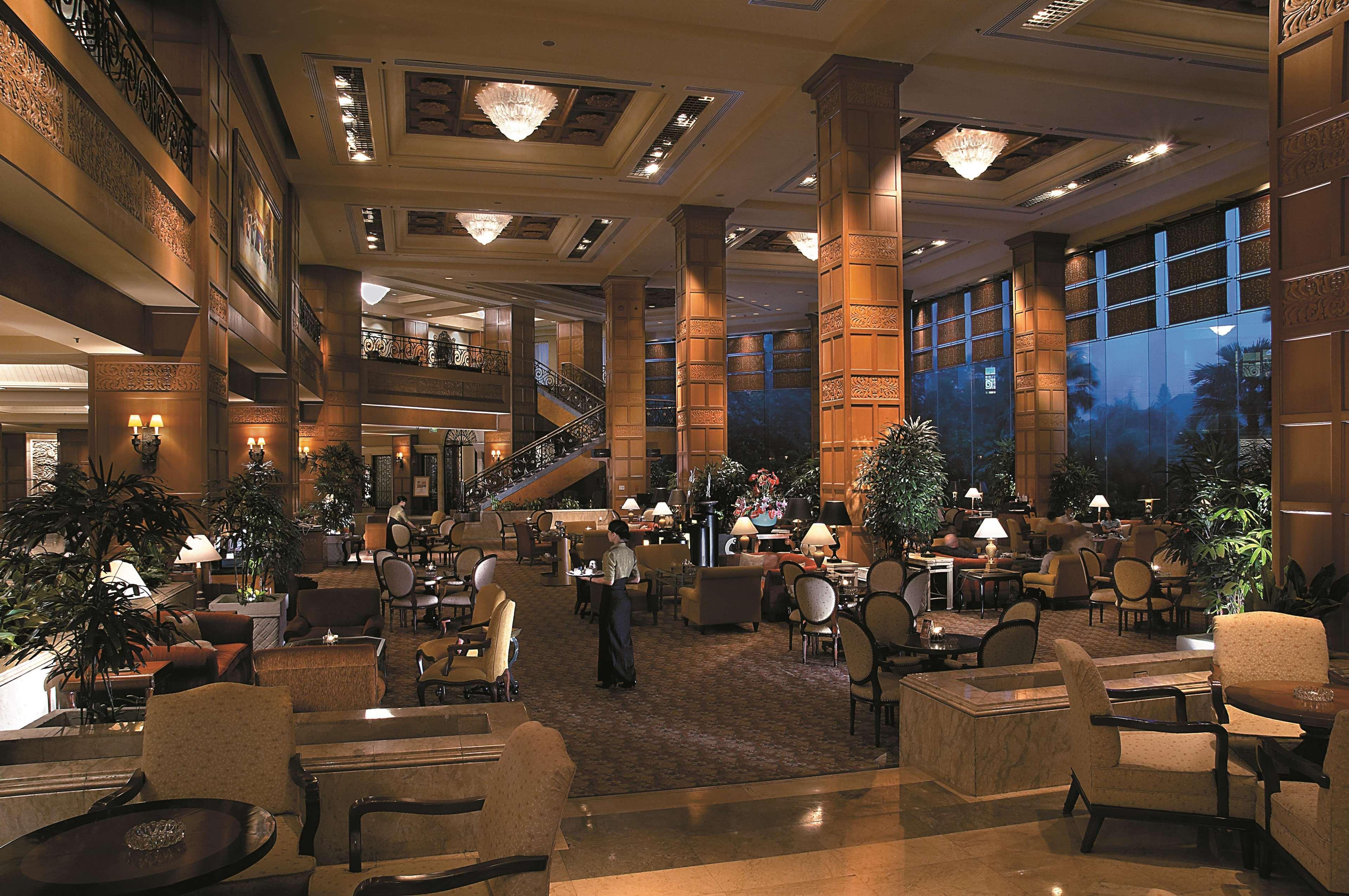 Shangri-la Surabaya Exterior foto
