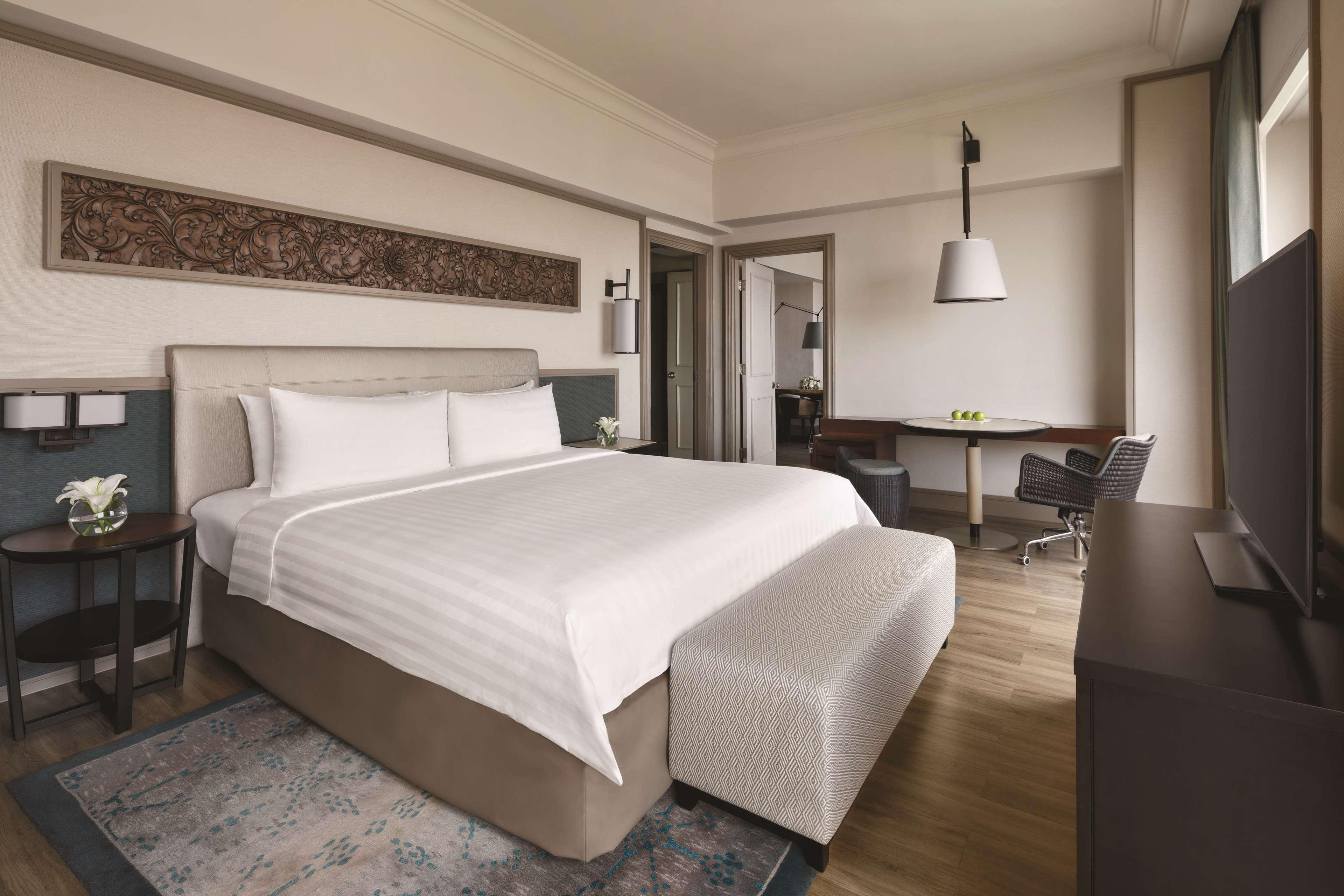 Shangri-la Surabaya Exterior foto