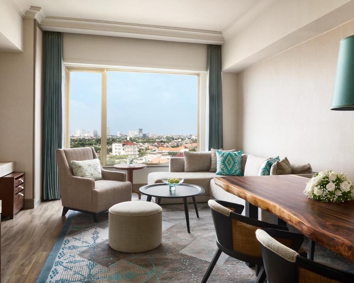 Shangri-la Surabaya Exterior foto